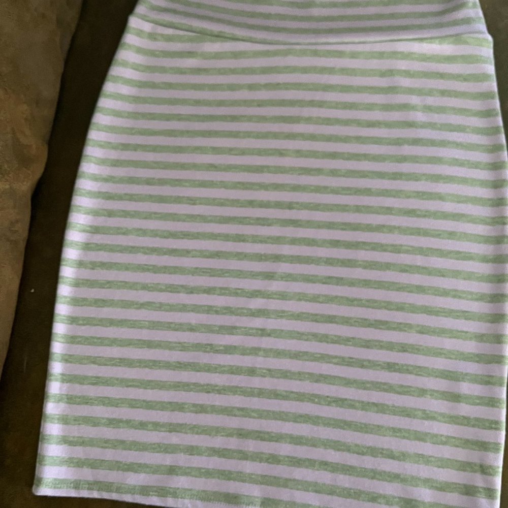 LuLaRoe Pencil Skirt (L)-No. 102